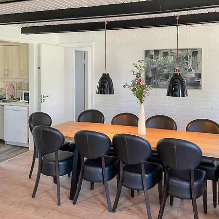 Gorgeous In Vaeggerlose With Wifi Casa de Férias Bøtø By